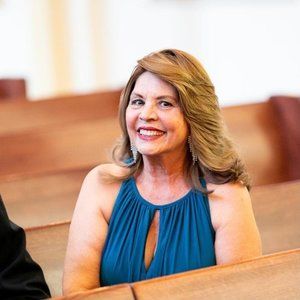 Meet your Posher, Arminda